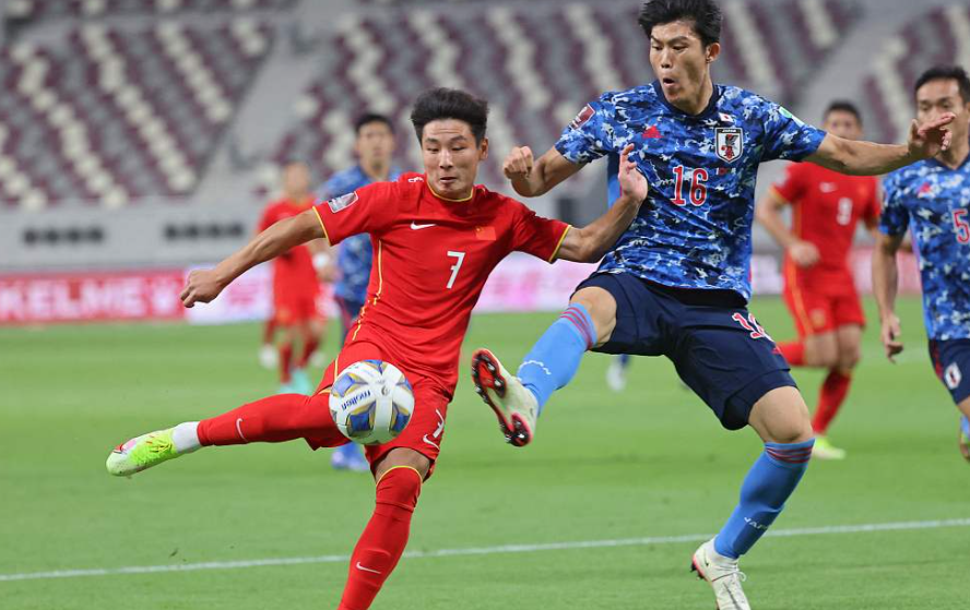  法兰克福日本国脚连续三轮贡献助攻  